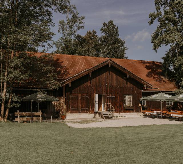 Eventscheune Wallenburg Biergarten