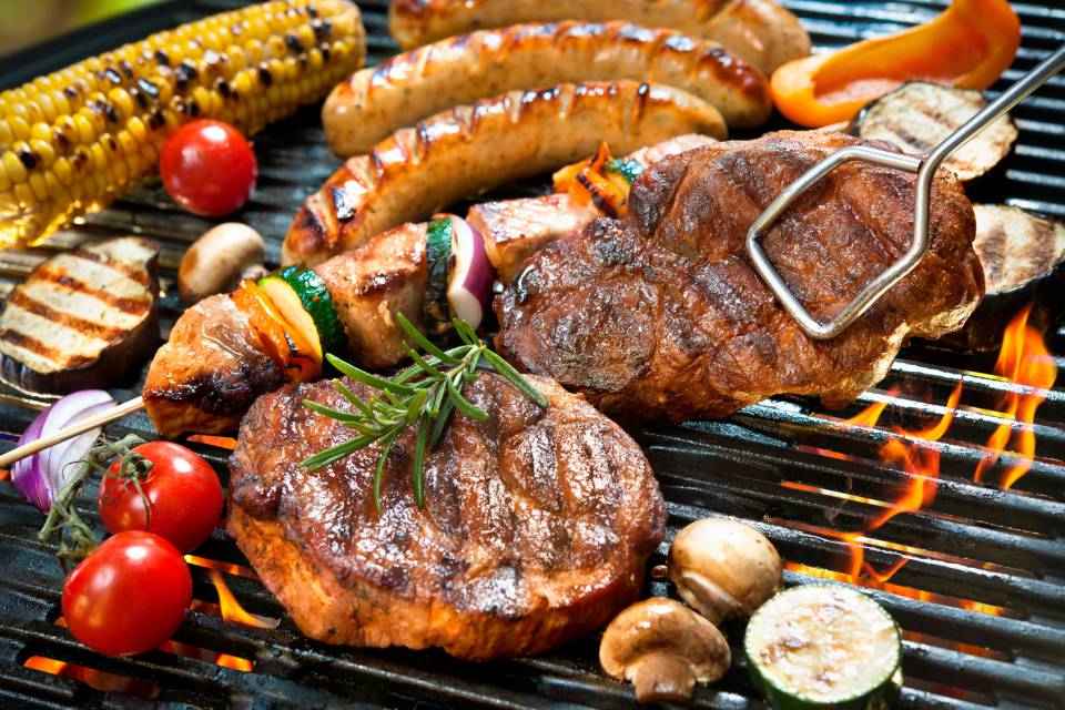 Großes Grillbuffet - Bayerischer Hof Miesbach